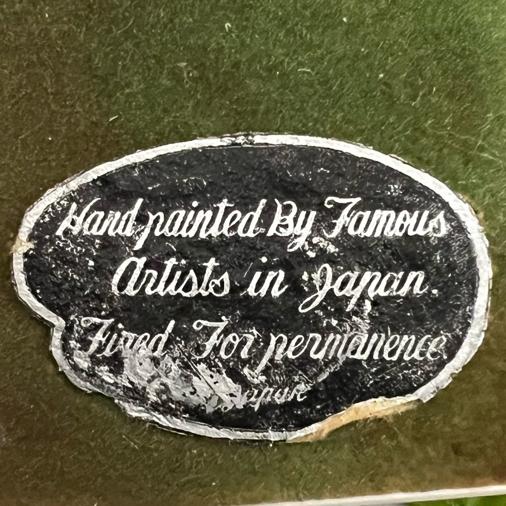 Vintage Takeo handpainted ceramic tile with original felt backing & tag attached - Picture 3 of 3